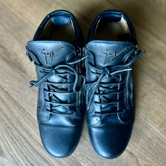 Giuseppe Zanotti Black Leather Double Zip High Top Sneakers - Picture 2 of 4